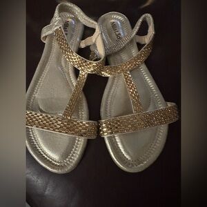 Mila Lady size 10